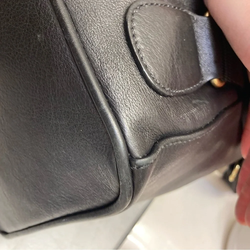 Coach 00539 black glovetan leather large vintage style backpack unisex